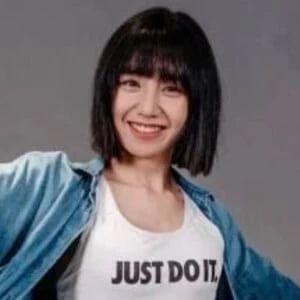 May J Lee - Income, Birthday, Family, Bio, Networth & More