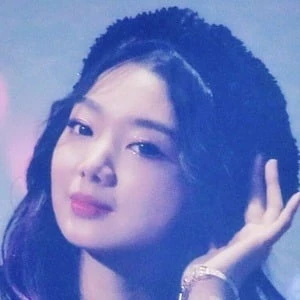 Mimi Lee - Networth, Bio, Birthdate, Age, Family & More