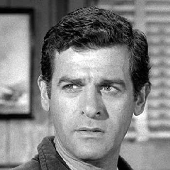 Lee Philips - Birthday, Bio, Wiki, Family, Networth & More