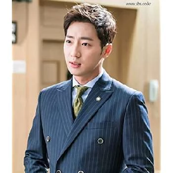 Lee Sang-Yeob - Age, Bio, Career, Family, Wiki, Networth & More