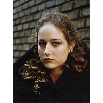 Leelee Sobieski Biography