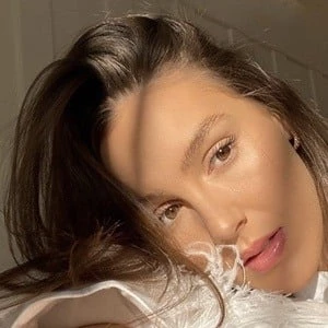 Emma Rose Leger - Age, Height, Birthdate, Family, Wiki & More