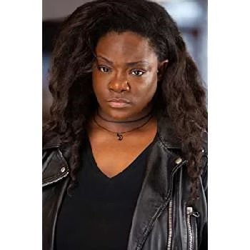 Lenora Peters - Age, Bio, Birthdate, Family, Networth & More