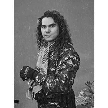 Leon Daccarett Biography