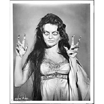 Leona Gage - Age, Bio, Career, Family, Wiki, Networth & More