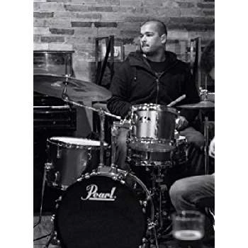 Leonne Castellas - Age, Bio, Birthdate, Family, Networth & More