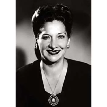 Leonor Rinaldi - Profession, Biography, Birthdate, Family, Wiki & More