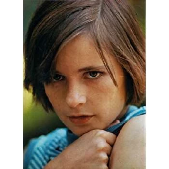 Leonora Fani - Age, Wiki, Birthdate, Bio, Networth, Family & More