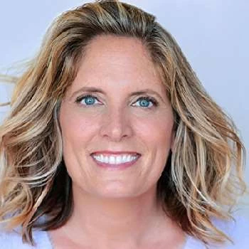 Lesley Wolff - Age, Bio, Birthdate, Family, Networth & More