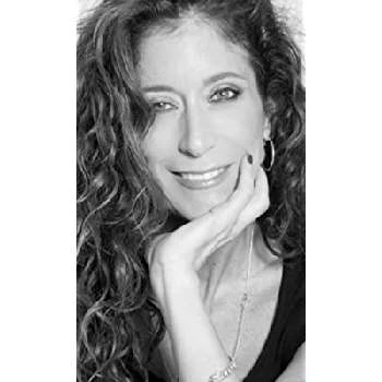 Leslie Charles - Age, Bio, Birthdate, Family, Networth & More