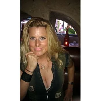 Leslie Norris - Age, Bio, Birthdate, Family, Networth & More