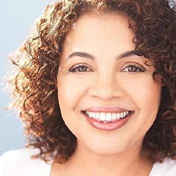 Leticia Castillo - Age, Bio, Birthdate, Family, Networth & More