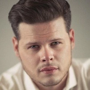 Derrick Levasseur Biography