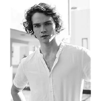 Levi Miller