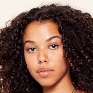 Lauren Lewis - Wiki, Bio, Birthdate, Networth, Family & More