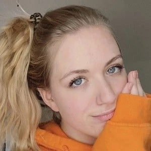 Nikole Lilly - Biography, Birthday, Wiki, Family, Networth & More