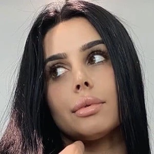 Lily Adrianne Biography