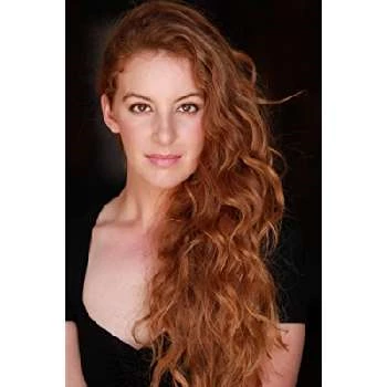 Lily Davis - Income, Birthday, Family, Bio, Networth & More