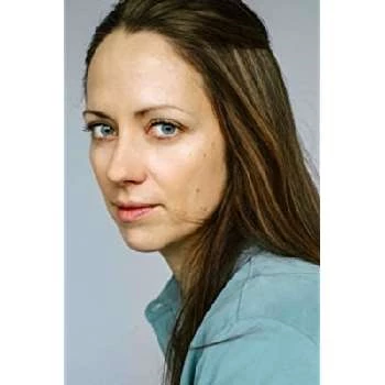 Lily Thibeault - Age, Bio, Birthdate, Family, Networth & More