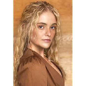 Lily Wirum - Age, Bio, Birthdate, Family, Networth & More