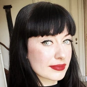 Nona Limmen Biography