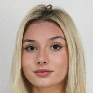 Lina Belfiore Biography
