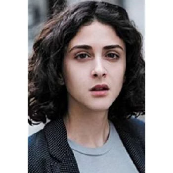 Lina Benzerti - Age, Bio, Birthdate, Family, Networth & More