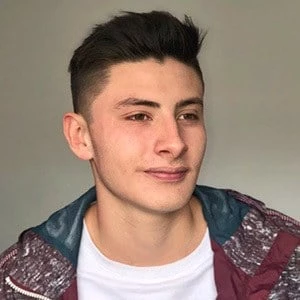 Felipe Linares - Wiki, Family, Bio, Birthdate, Networth & More