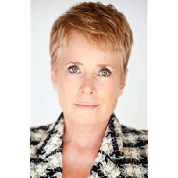 Linda E. Smith - Age, Bio, Birthdate, Family, Networth & More