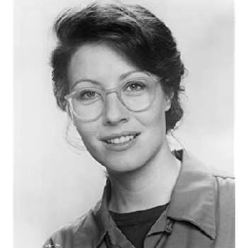 Linda Kozlowski - Wiki, Family, Bio, Birthdate, Networth & More