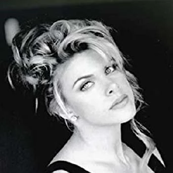 Linda Sobek - Adderess, Bio, Birthdate, Family, Wiki & More