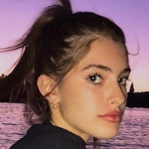 Alexis Linder - Birthday, Bio, Wiki, Family, Networth & More