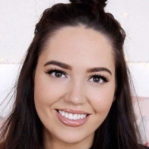 Gabriella Lindley Biography