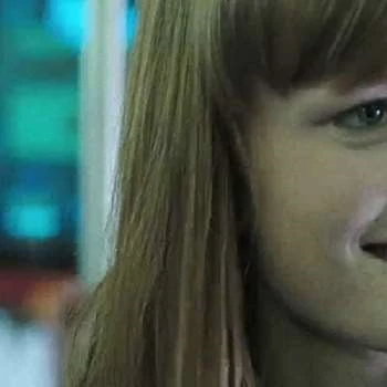 Lindsay Corinn Luecht - Age, Bio, Birthdate, Family, Networth & More