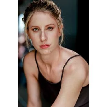 Lindsey Douglas - Age, Bio, Birthdate, Family, Networth & More