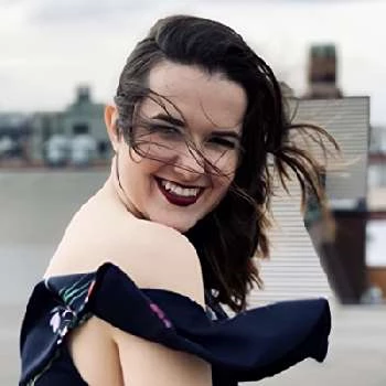 Lindsey Ruggles - Age, Bio, Birthdate, Family, Networth & More