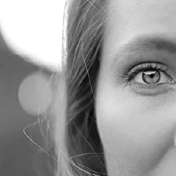 Line Falcon - Age, Bio, Birthdate, Family, Networth & More