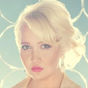 Meghan Linsey - Birthday, Bio, Wiki, Family, Networth & More