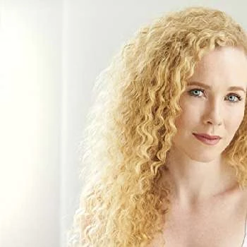 Linzee Barclay - Age, Bio, Birthdate, Family, Networth & More