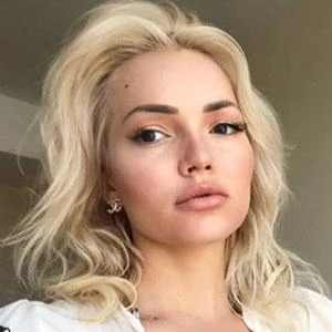 Ann Marielle Lipinska Biography