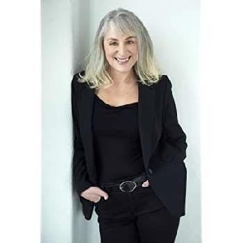 Lisa Ann Goldsmith - Age, Bio, Birthdate, Family, Networth & More