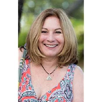 Lisa Barnes - Age, Bio, Birthdate, Family, Networth & More