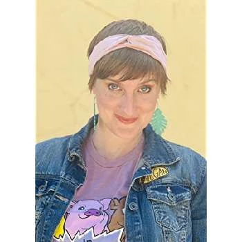 Lisa Molenda - Age, Bio, Birthdate, Family, Networth & More