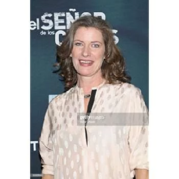 Lisa Owen - Age, Bio, Birthdate, Family, Networth & More