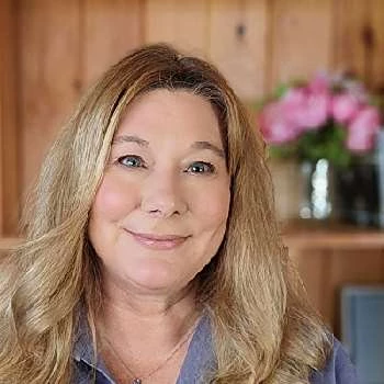 Lisa Steele - Age, Bio, Birthdate, Family, Networth & More