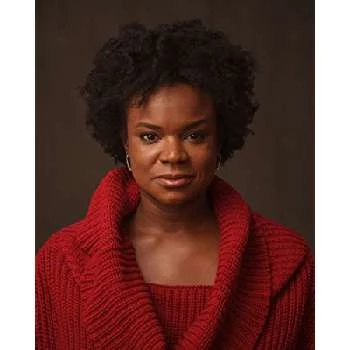 Lisa Tharps Biography