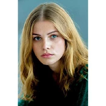 Lisa Tomaschewsky - Age, Bio, Birthdate, Family, Networth & More