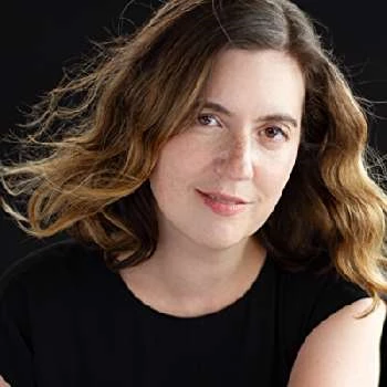 Lisa Weiss - Age, Bio, Birthdate, Family, Networth & More