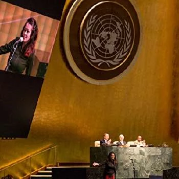 Lisa Yvonne Russell - Biography, Birthdate, Family, Networth & More