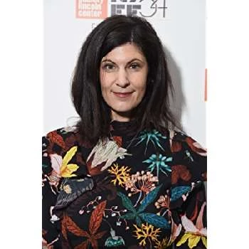 Lisanne Skyler - Age, Bio, Birthdate, Family, Networth & More